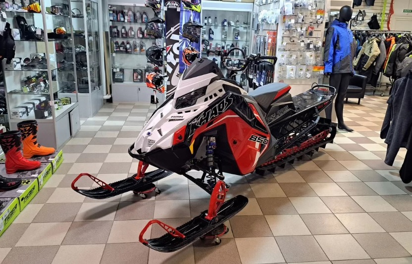 Снегоходы POLARIS