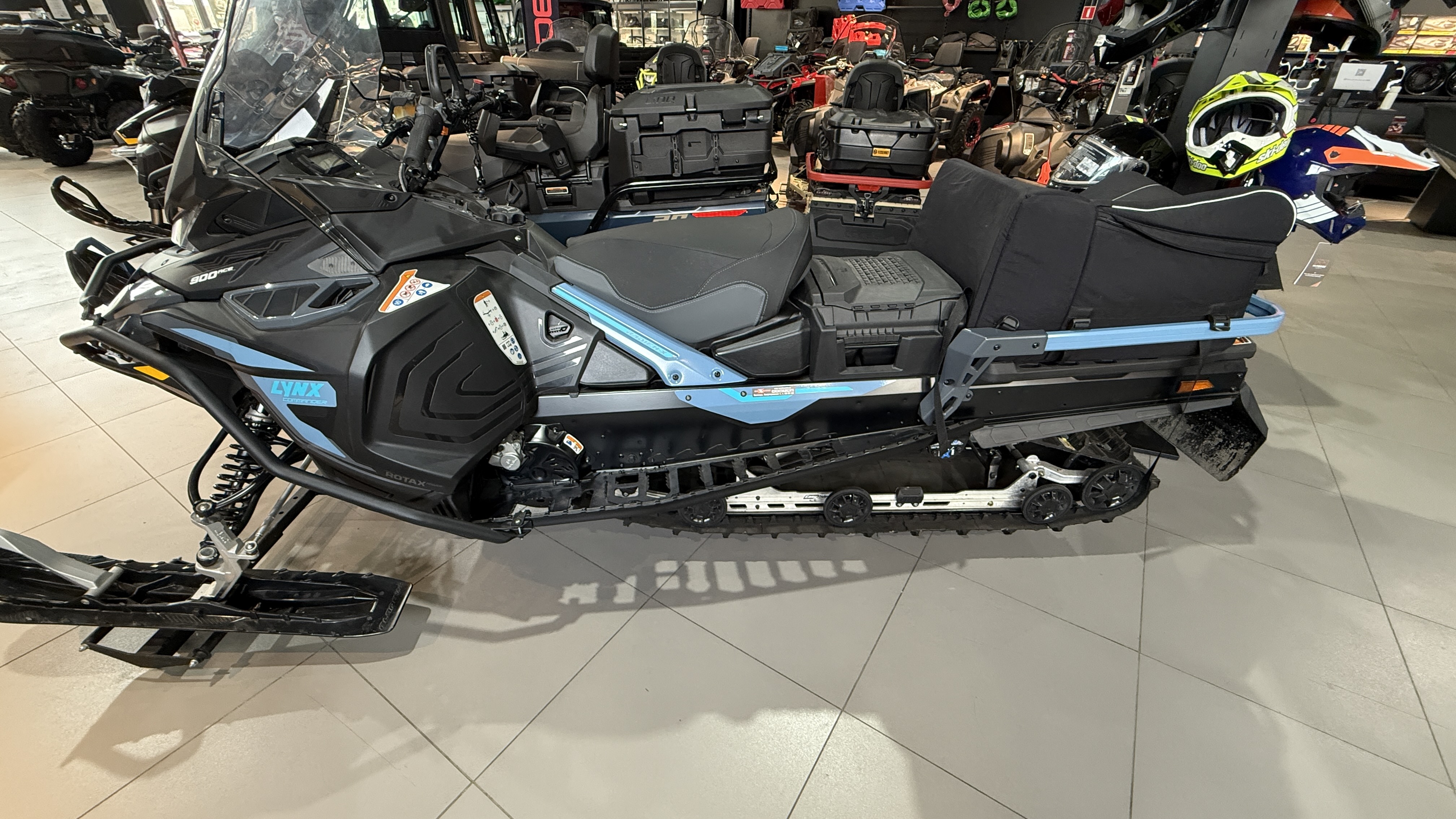 Снегоход Lynx Commander STD 900 ACE 44мм