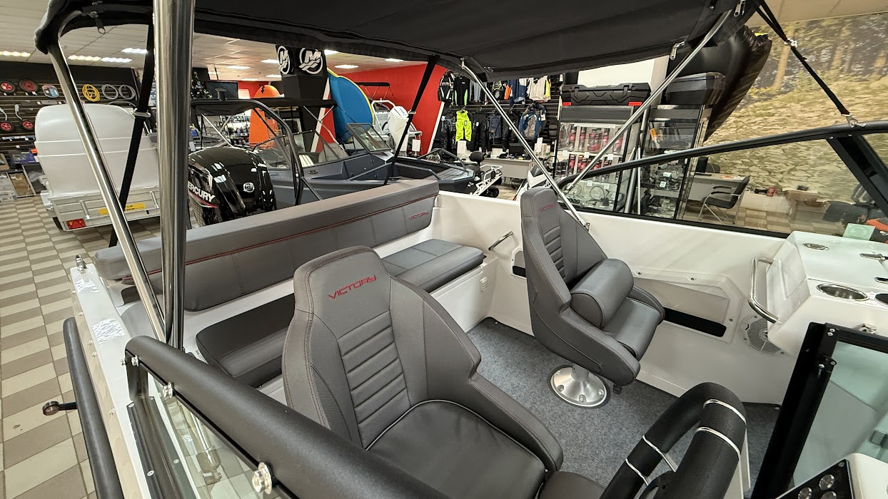 Лодка комбинированная Victory 515