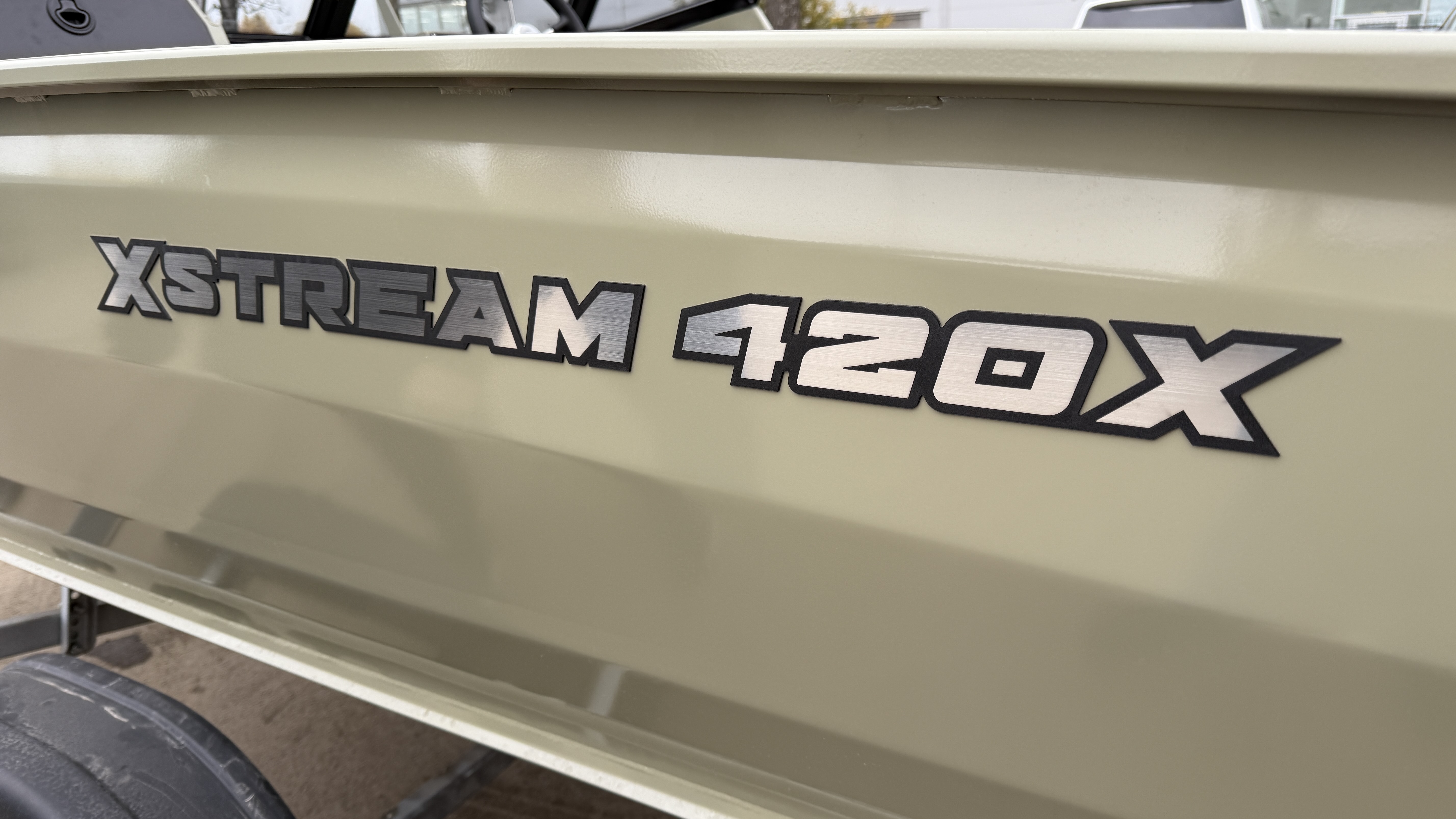 Лодка алюминиевая Xstream 420 Х  песочный