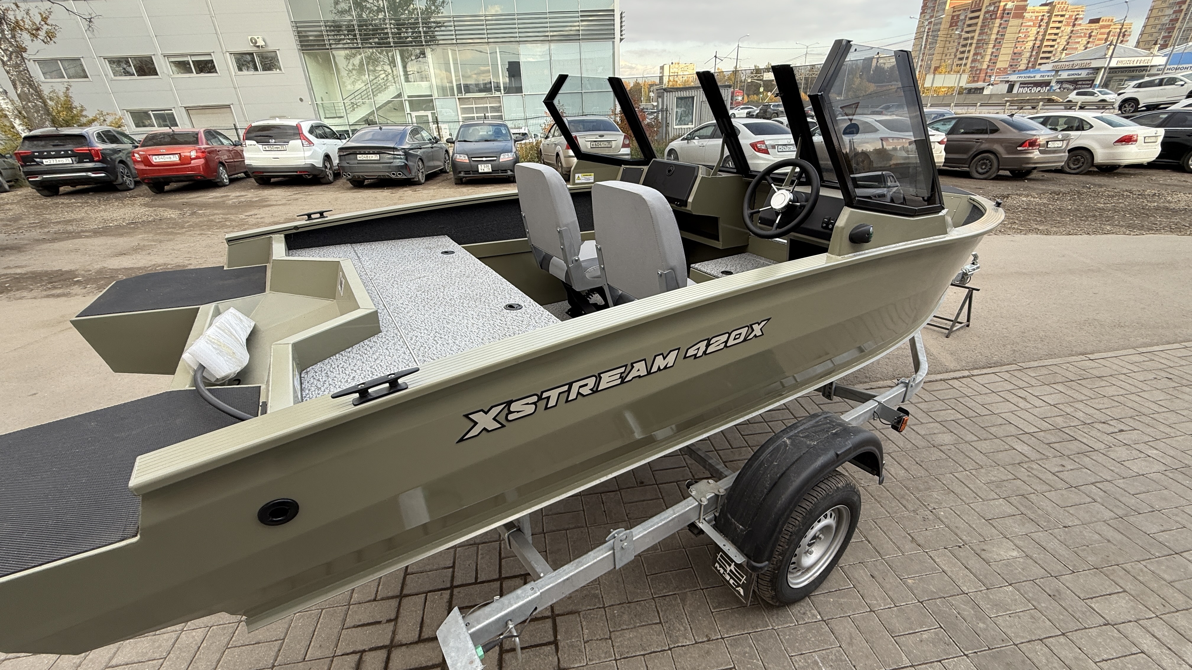 Лодка алюминиевая Xstream 420 Х  песочный