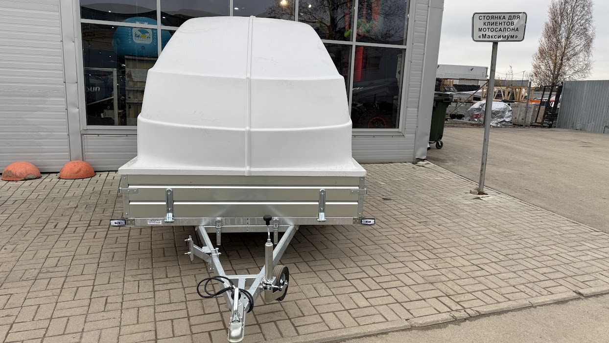 Бортовой двухосный прицеп Вектор ЛАВ 81013E с колпаком