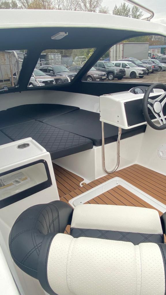 Лодка Феникс 530 Hard Top жесткий верх