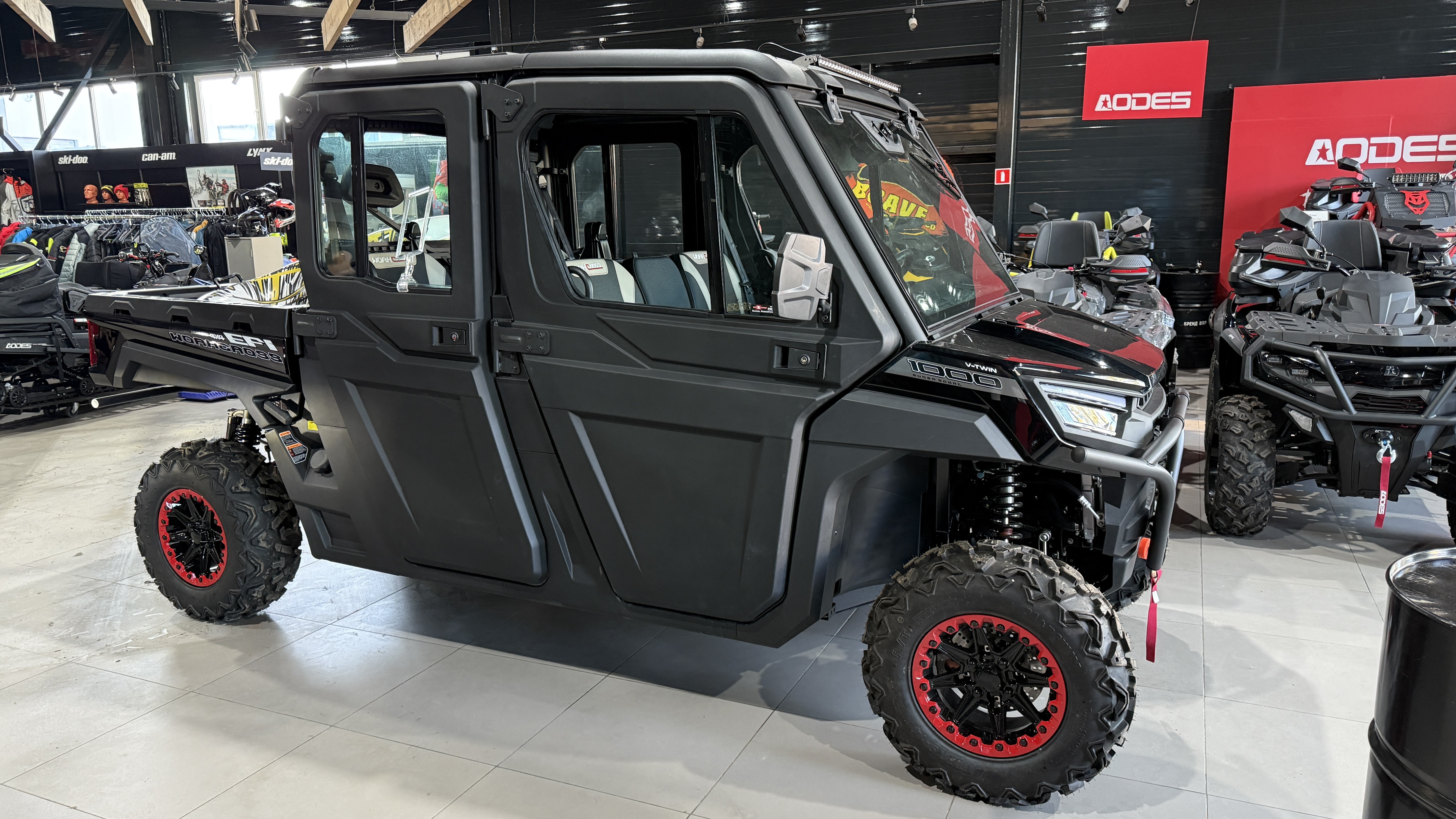 Мотовездеход ODES Workcross 1000CC-6 HVAC черный