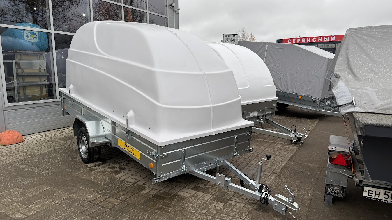 Прицеп Вектор ЛАВ 81012A с пластиковой крышкой